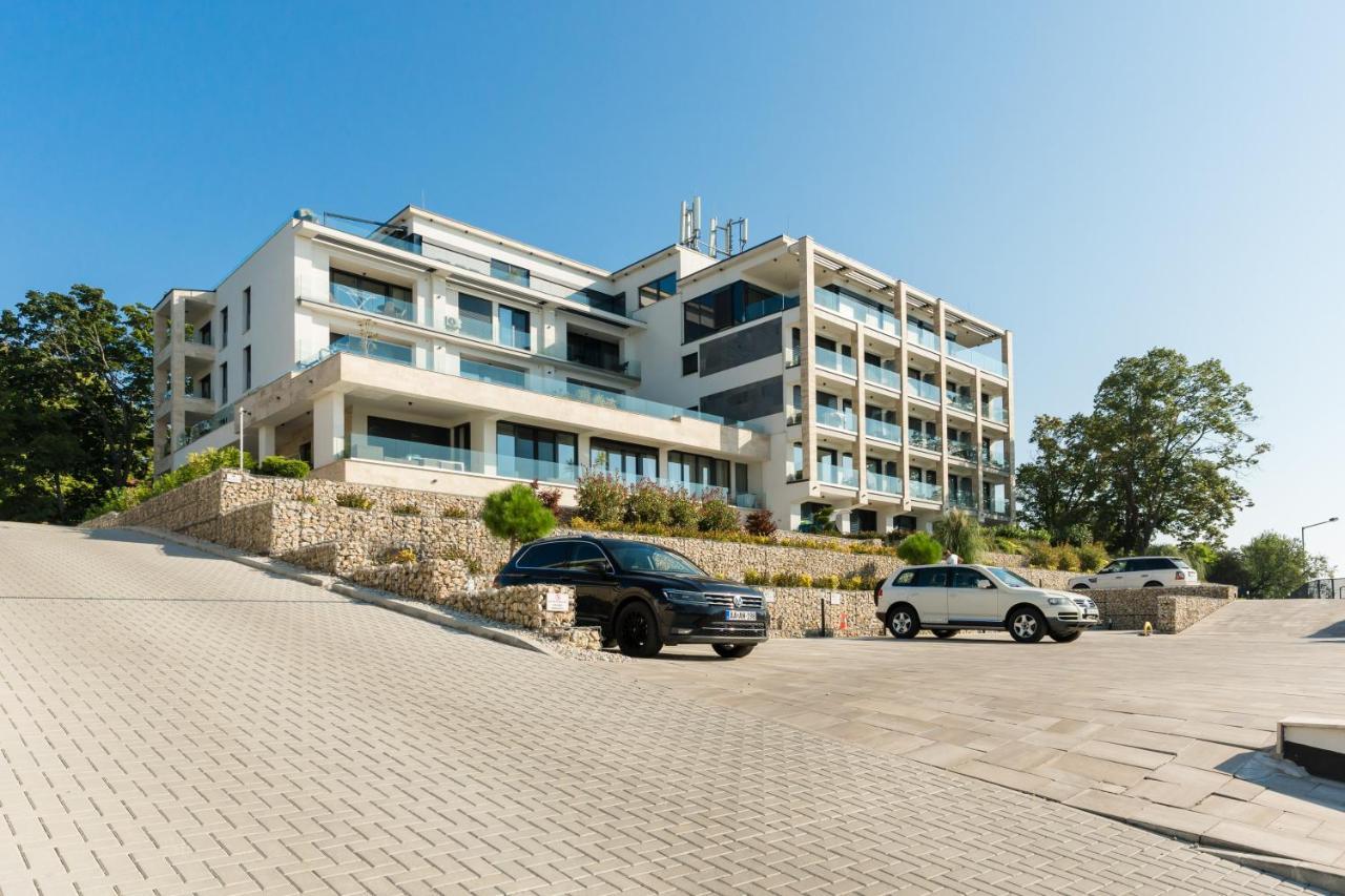 Club Panorama Lake View Apartment Alsóörs Exterior foto